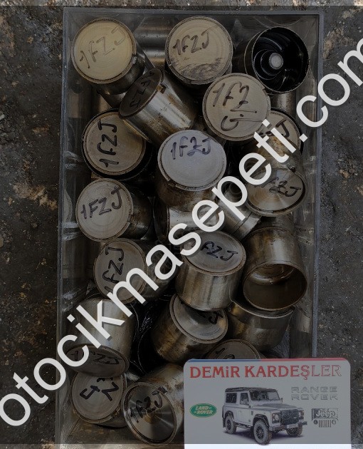 Land Cruiser 1FZJ Silindir Kapağı Tapet