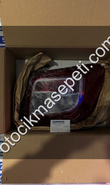 SANDERO STOP LAMBASI SAĞ ARKA SIFIR