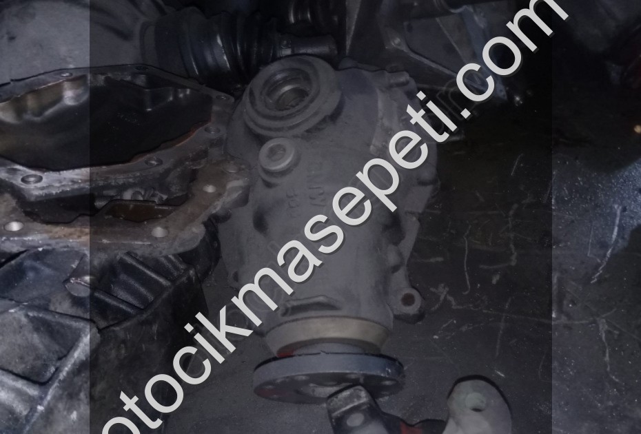 BMW X3 SERIES E83 2009 3.0 DIESEL ön defransiyel 7540626