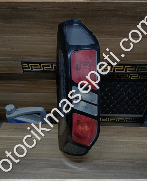 Ford Transıt Custom V710 Arka Stop Lambası Sol ve Sag (Duysuz)