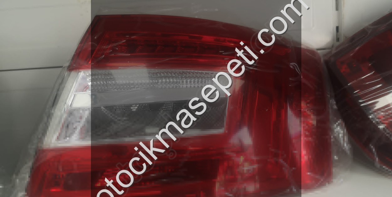 SKODA OCTAVİA 2013-2018 LEDLİ STOPLAR