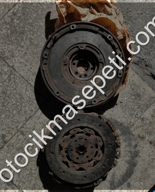 Ford focus 2016 volant