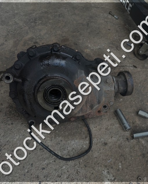 Range Rover Vogue L322 3.0td6 çıkma ön defransiyel