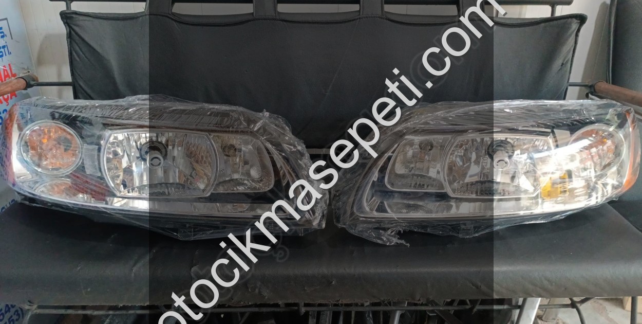 Volvo S60 2005-07 orjinal çikma zenon far sağ-sol