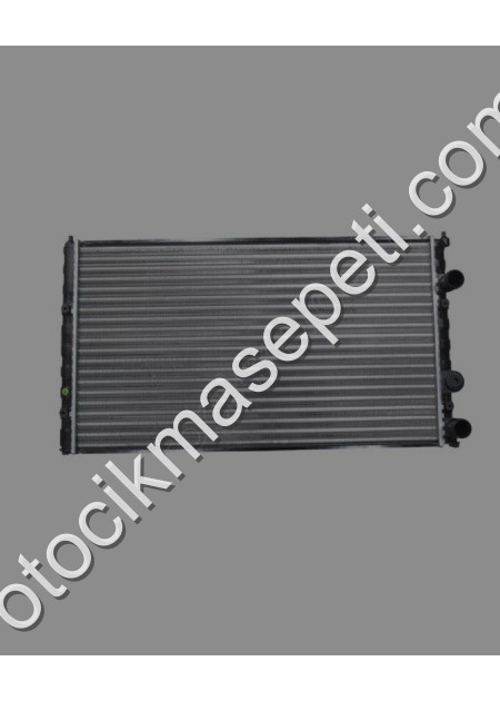 Volkswagen Polo Classic Su Radyatörü 1 6/1 9 Tdi Mekanik 627X377X