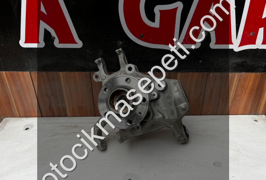 Volvo XC60 XC90 Sağ Arka Taşıyıcı 31658320