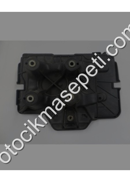 Volkswagen Bora Akü Koruyucu Plastiği Alt Tw 19992005