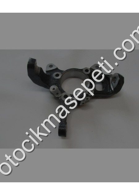 Mitsubishi L200 Pick Up /15 Ön Aks Taşıyıcı Sağ 20062009