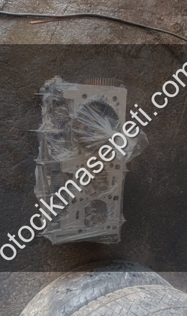 Alfa Romeo 147 1.6 16 valf yapılı kapak al tak