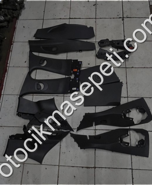 CLİO 5 İÇ TRİM BAKALİT ÇIKMA ORJİNAL