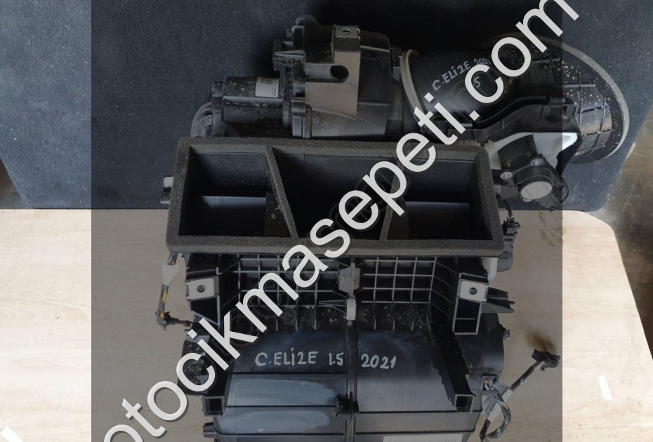 citroen c-elysee 2020 1.5 kalorifer kutusu/kazanı (son fiyat)