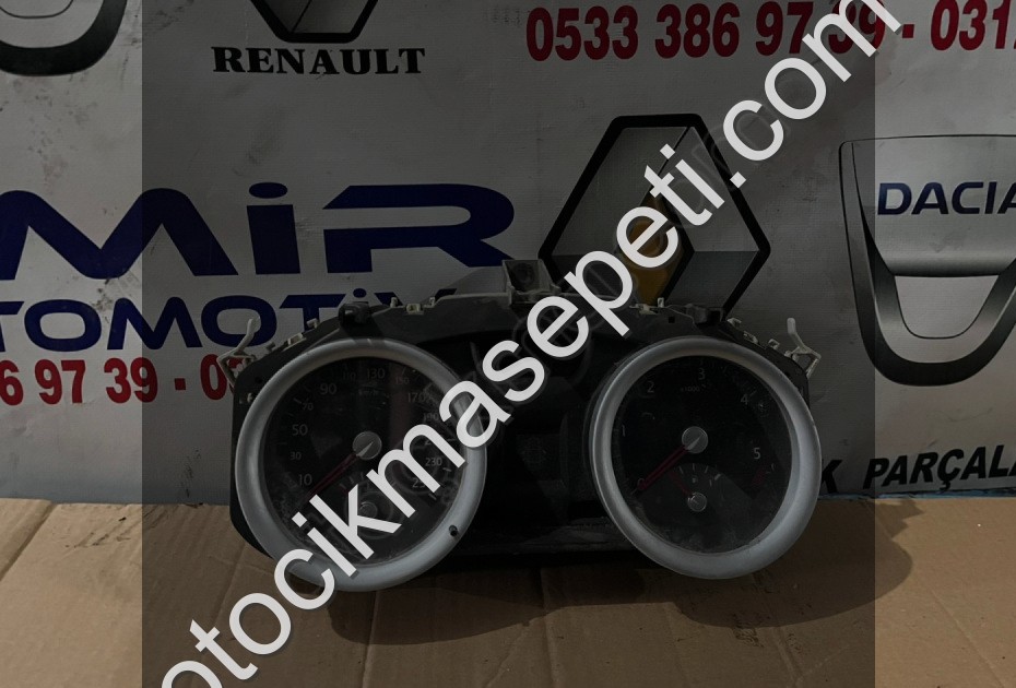 Renault Megane 2 gösterge saati