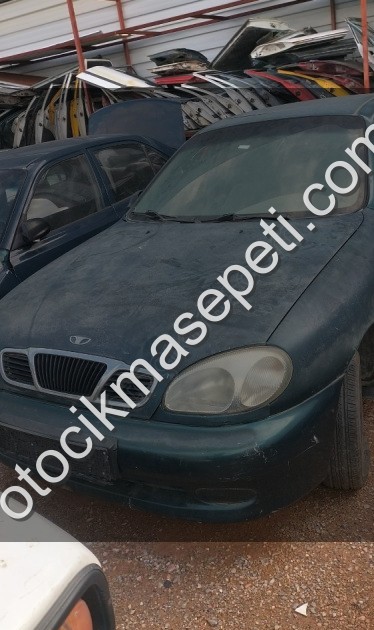 Daewoo lanos ön arka tampon