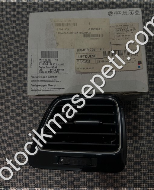 1K8819703 Sol Havlandırma Izgarası Scirocco (Piano Black)