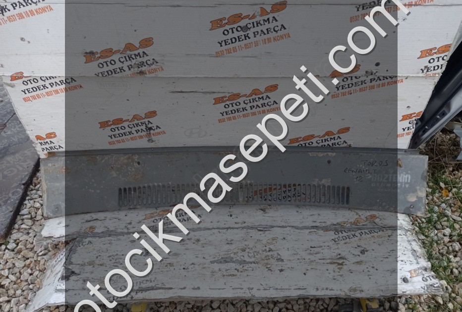 RENAULT R12 TOROS ÖN CAM IZGARASI ÇIKMA