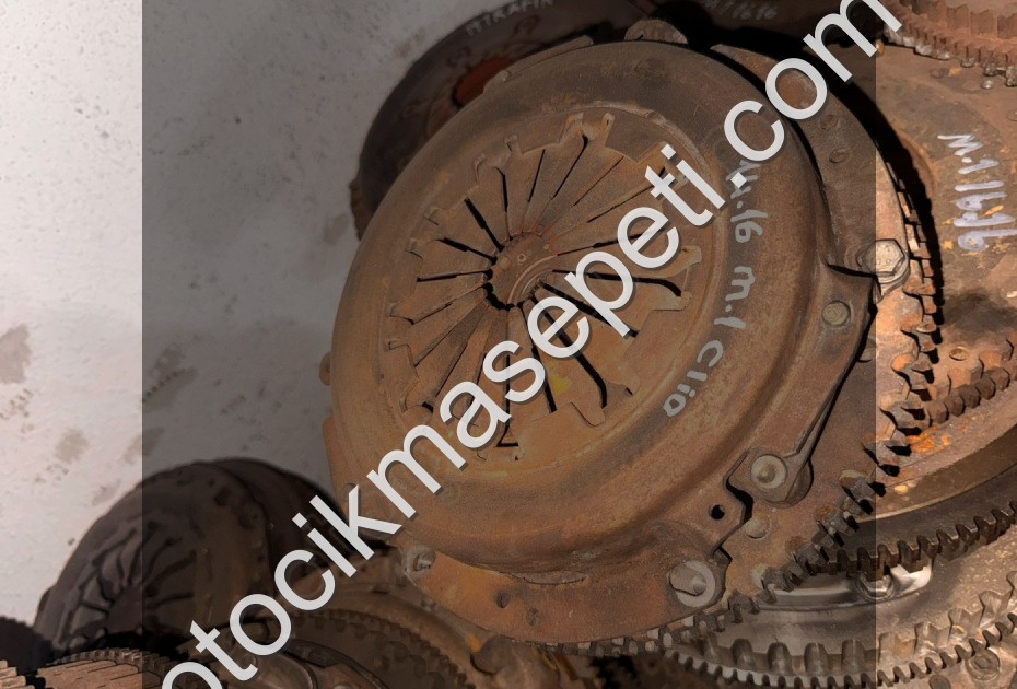 Renault Clio Çıkma 1.4 16v Baskı Balata Volant