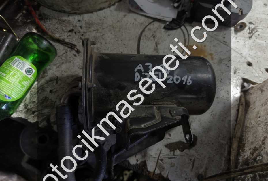 AUDİ A3 MAZOT FİLTRE KÜTÜĞÜ