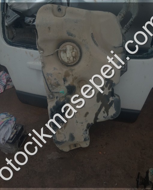 Renault symbol 2015 model 1.2 benzin deposu samandirasi