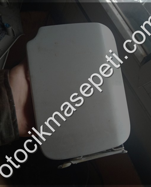 Renault symbol depo giriş kapağı