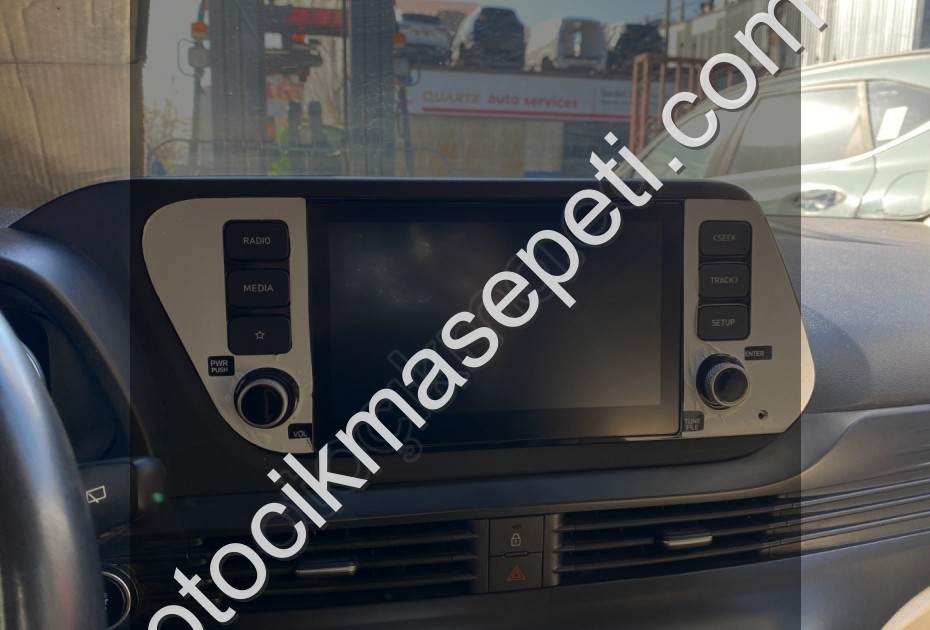 HYUNDAİ BAYON ORJİNAL EKRANLI TEYP