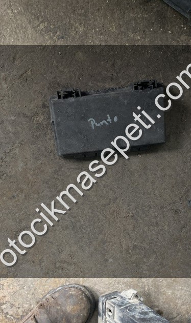 Fiat punto sigorta kutusu üst kapagi muhafaza plastik