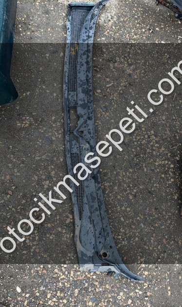 Renault 21 cam önü ızgarası