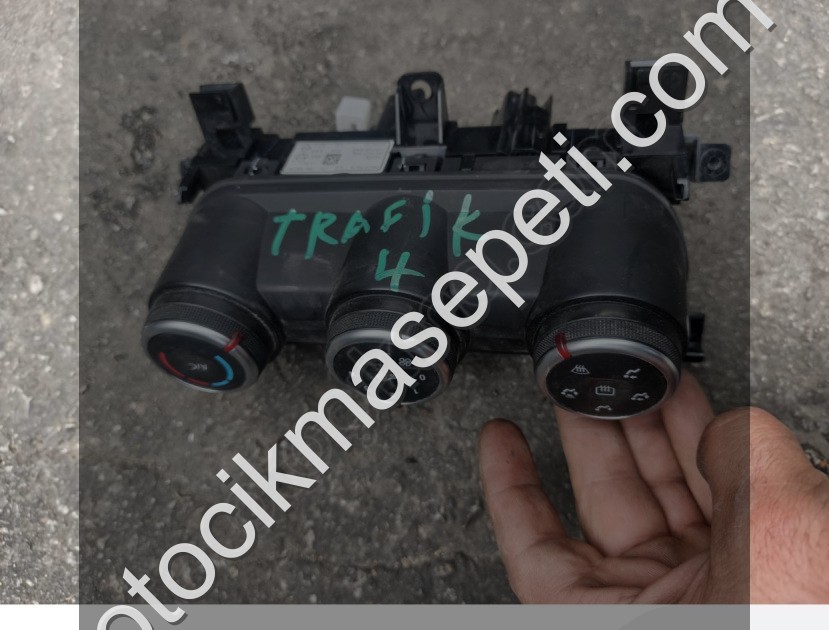 RENAULT TRAFİC 285257697R KLİMA KONTROL PANELİ OTO FEDAİ
