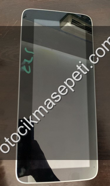MERCEDES CLS MULTİMEDYA EKRANI OTO FEDAİ