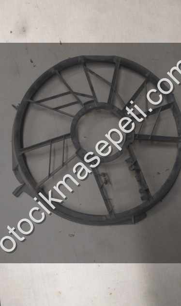 Mercedes Benz B180 b200 Fan davlumbazı