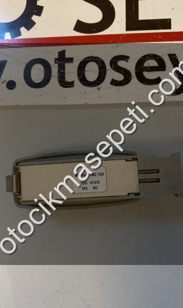 5F0947109C Skoda Superb 2020 tavan okuma lambası