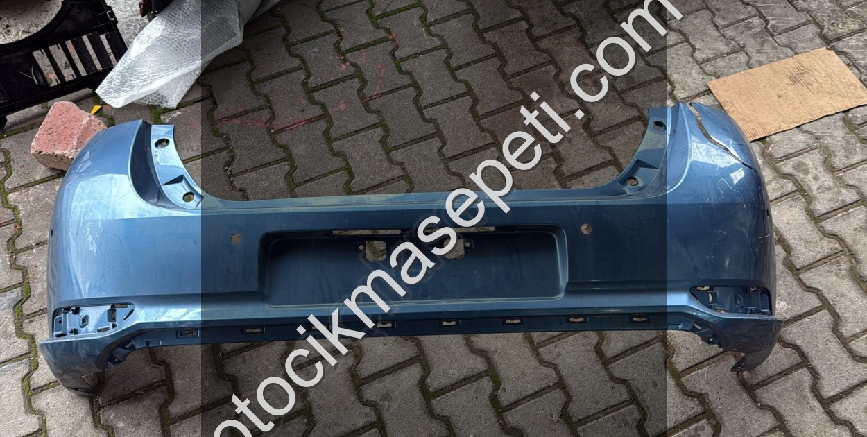 Toyota Auris arka tampon