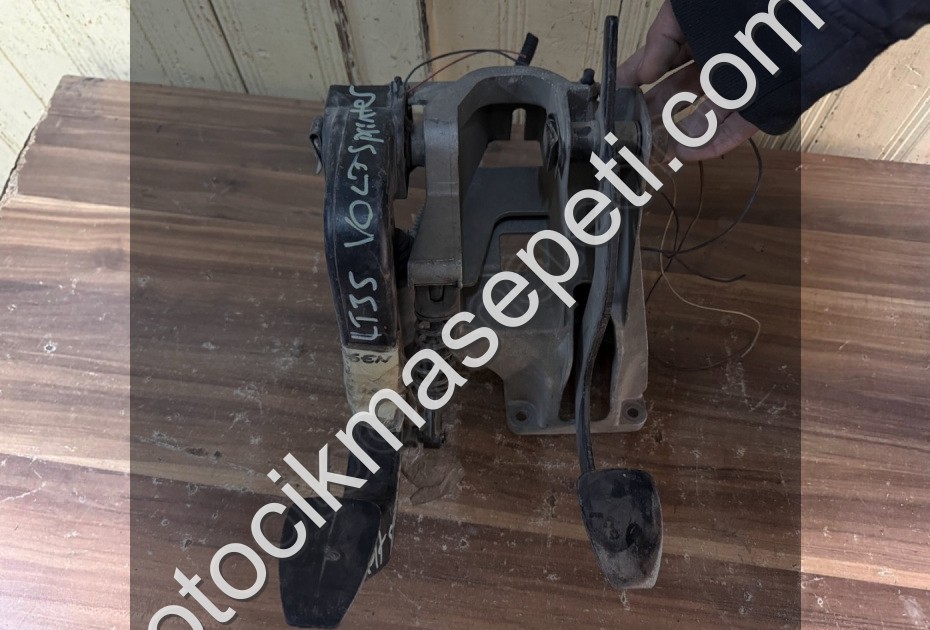 VOLKSWAGEN VOLT DEBRİYAJ PEDALI , VOLKSWAGEN LT35 DEBRİYAJ PEDALI