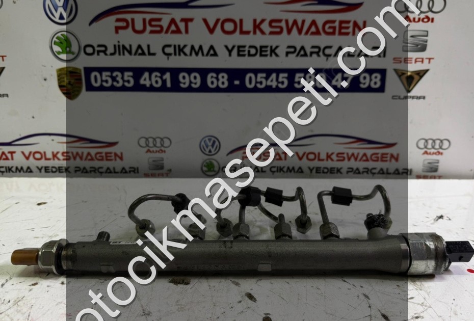 1.6 CAY MOTOR YAKIT RAİL BORUSU 03L089H ÇIKMA ORJİNAL