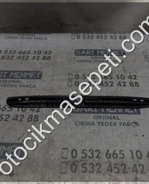 ÇIKMA VW PASSAT B5 CAM ÖN HAVALANDIRMA IZGARASI