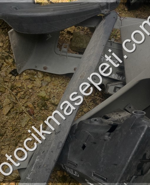 Renault kango basamak pilastigi