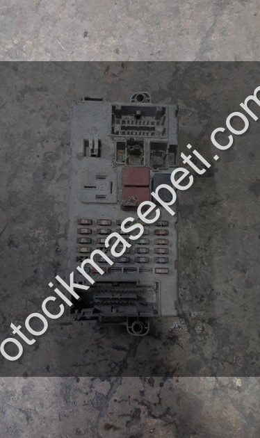 Fiat punto sigorta kutusu bady