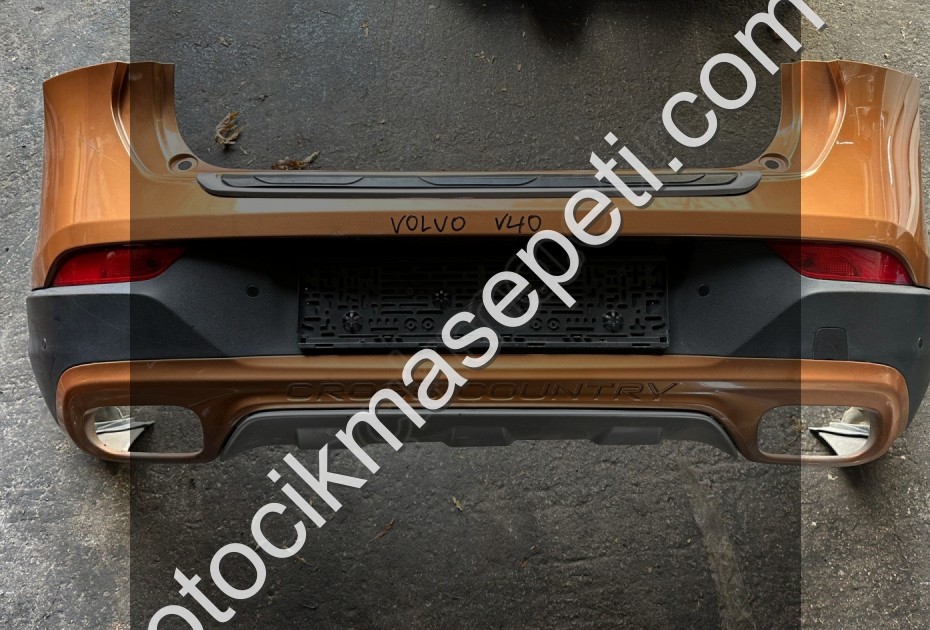 VOLVO V40 ARKA TAMPONN ORJİNALL HATASIZ BOYASIZ ÇIKMA