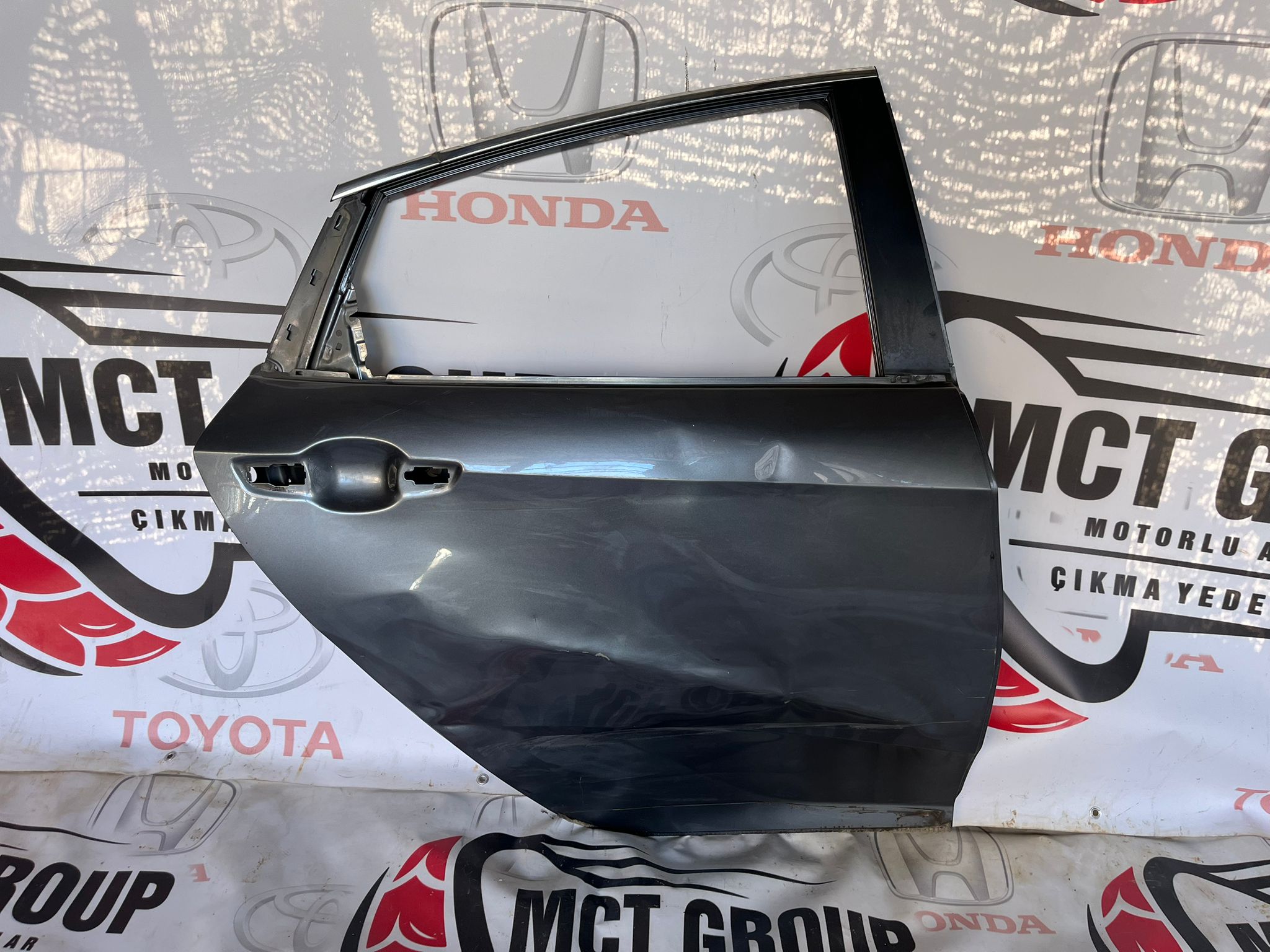 HONDA CİVİC SAĞ ARKA KAPI ÇIKMA ORIJINAL 2016-2021