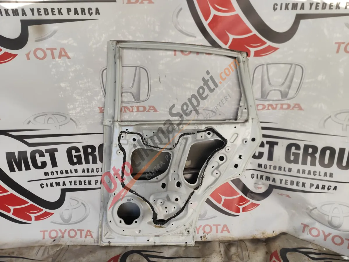 HONDA CRV SAĞ ARKA KAPI ÇIKMA ORJINAL 2013-2018